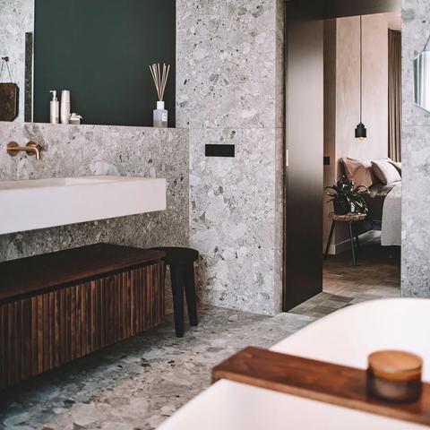 The Versatile Role of Simple and Elegant Textiles in Modern Living