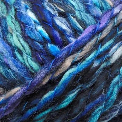 The Art of Yarn:Exploring the World of Yaffor Blue Textiles