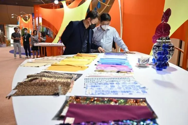 广州针纺织品，时尚与工艺的融合
