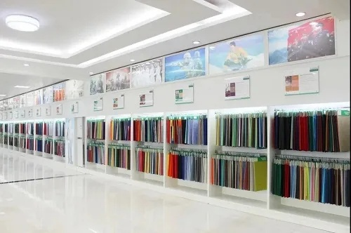 冠龙纺织品，品质与创新的融合