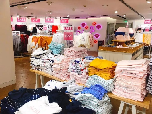 The胖人针纺织品批发在虹口区的市场探索