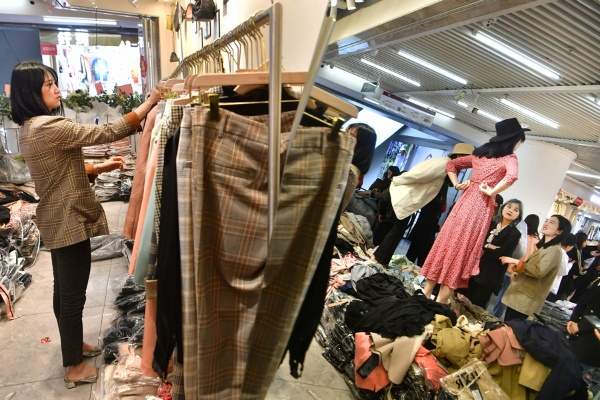 Where to Find Zhoukou Textile Stores