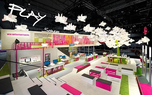 The Fashionable World of Textile Network Mall