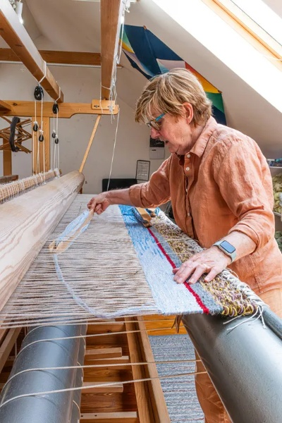 The Fabric of British Design Masters:A Journey Through the World of Textiles