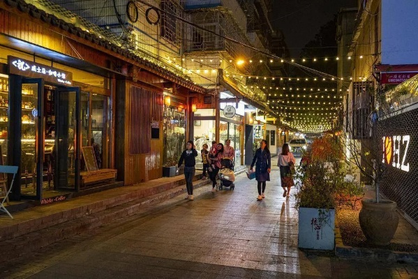 Exploring the Heritage of Yonghe Garden,a Treasure in Yuzhou Textile Street