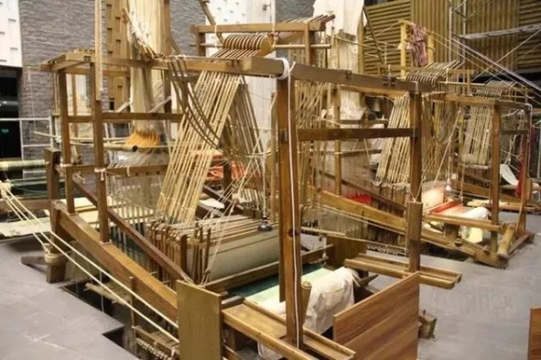 成都名坊屋纺织品，探索与体验