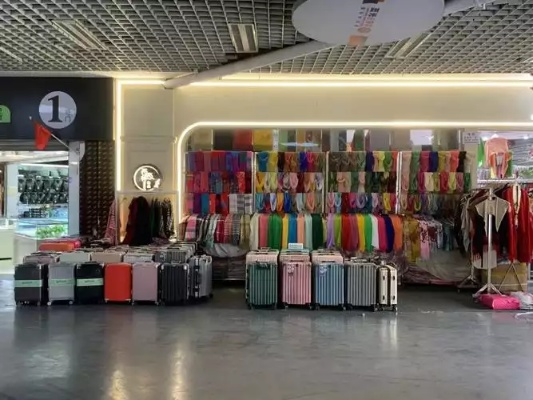 四川帅气纺织品批发市场，探索与体验