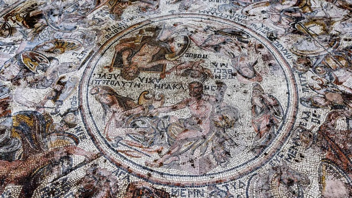The Art of Ancient Textiles:A Visual Journey through Patterns and Designs