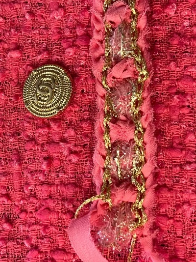 Exploring the Rich Tapestry of Shaoxings Golden Peony Textiles