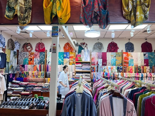 Guide to the Shanghai Textile Wholesale Market