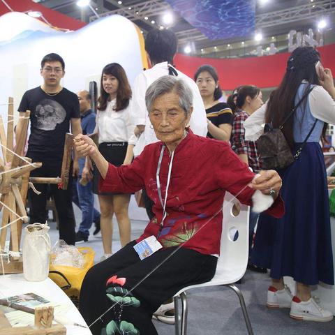 巧织匠心，纺织工厂的工艺与创新