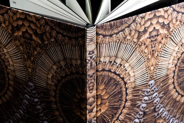 The Art of Weaving Memories:An Extensive Journey with He Huai Textiles