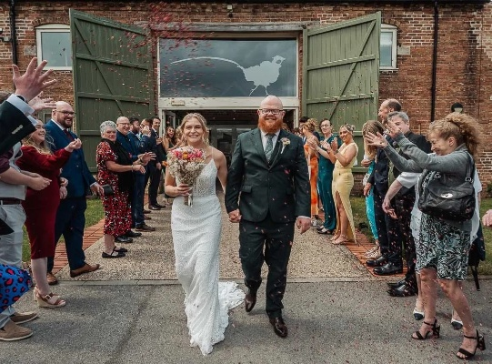 The Evolution of Wedding Fabrics:A Journey Through Time and Style
