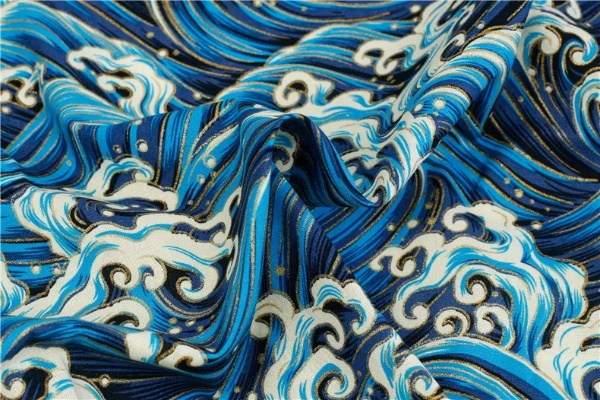 High Quality Textiles from Gonggang Wave Patterns:The Story of 浪花纺织品良哥