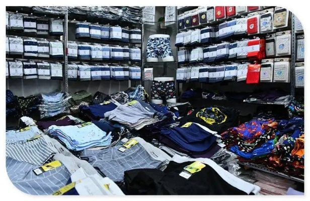 Exploring the台的轻纺织品批发市场