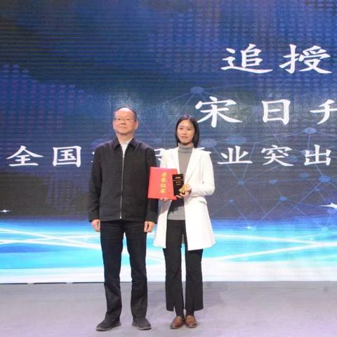 烟台纺织品牌女装购物指南