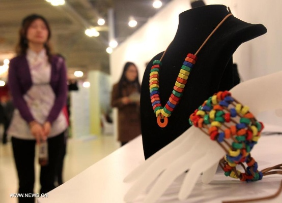 Shanghais Exquisite Textiles:The Story of 盈汇服装纺织品