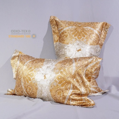 The Unique Comfort of the Golden Silk Pillow