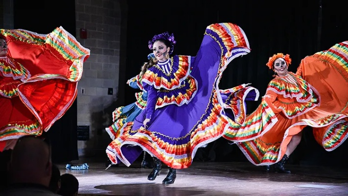 The Dance of Textile Mills:A Cultural Event