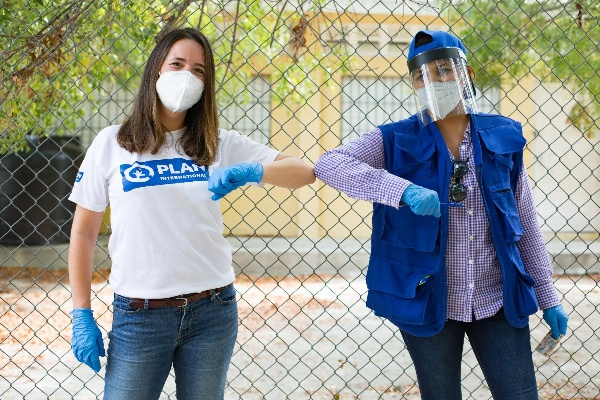 The Fight Against COVID-19:The Role of Textiles in the防疫措施