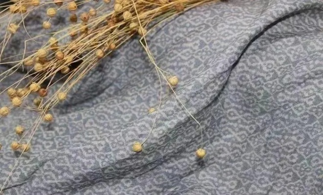 The Story of何加金纺织品，精湛工艺与卓越品质