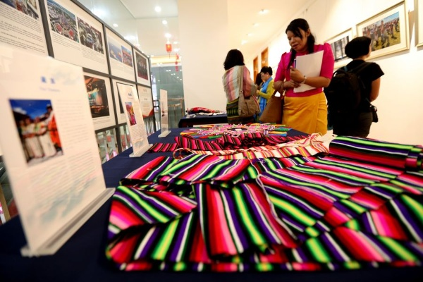 Exploring the World of Digital Textiles in Henan,China