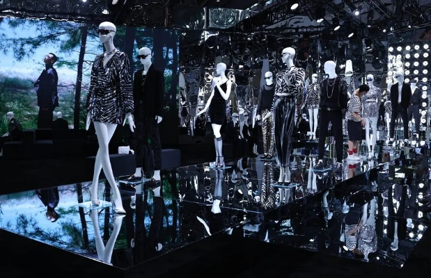 Exploring the World of Digital Textiles in Henan,China