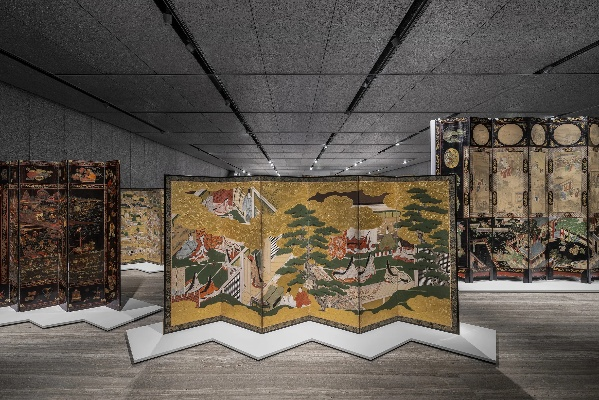 Exhibition Display:The Art of Fabrics and Textiles