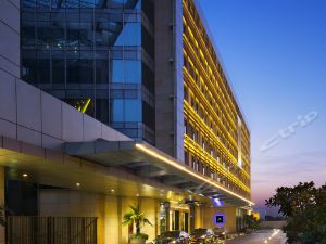 New Delhi Textile Wholesale Market:A Case Study