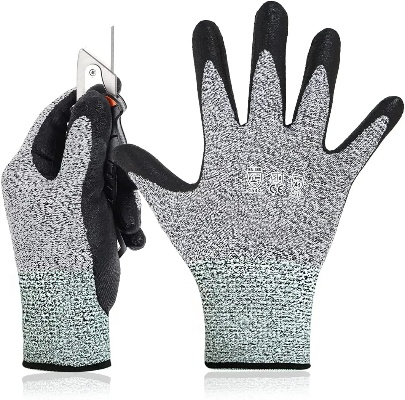 The Fashionable Fabric Glove