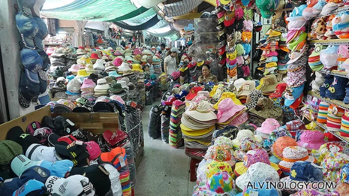 The Dynamics of the Puyin Textile Market,Nanhai Street