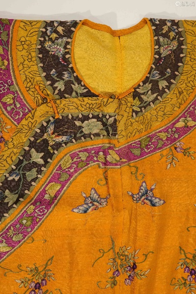 The Rich Tapestry of Qing Dynasty Textiles