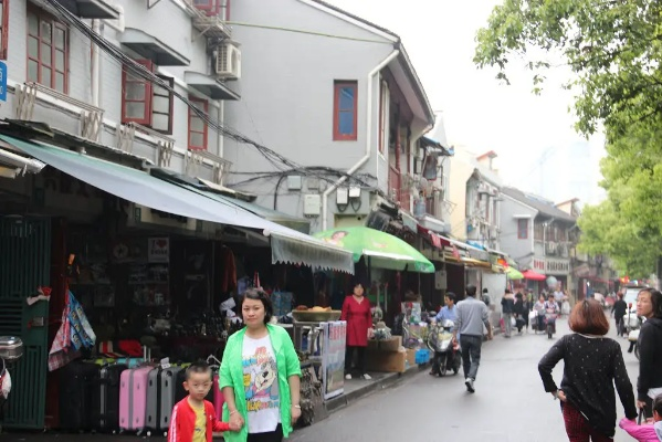 The Unique Advantages of Handcrafted Textiles in Huangpu District,Shanghai