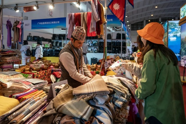 The Outdoor Fabric Market in Xining:A Comprehensive Analysis