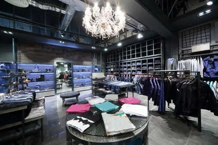Exploring the World of Luxury Textiles at Lixian Doqizhe Textile Store