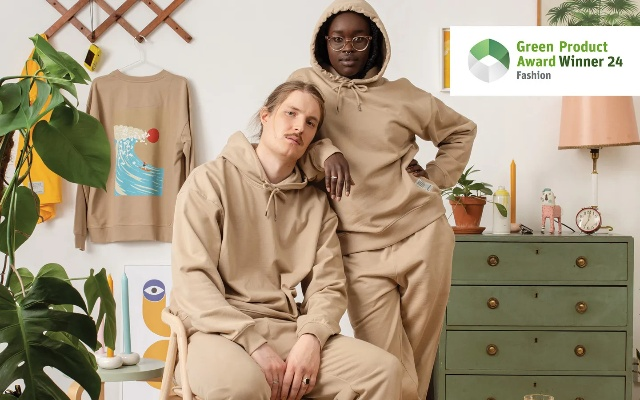 Repurposing Waste:Transforming Old Textiles into Fashionable New Wear