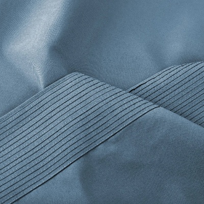 The Varieties of Luminescent Blue Textiles