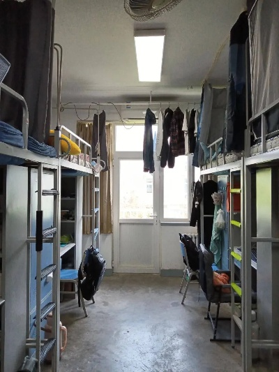 The Quality of Textiles in the宿舍，纺织品宿舍的优劣分析