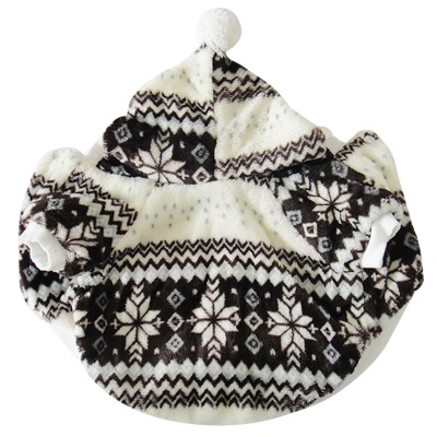 The Art of Crafting Cozy Winter Wardrobes with Snowy Textiles