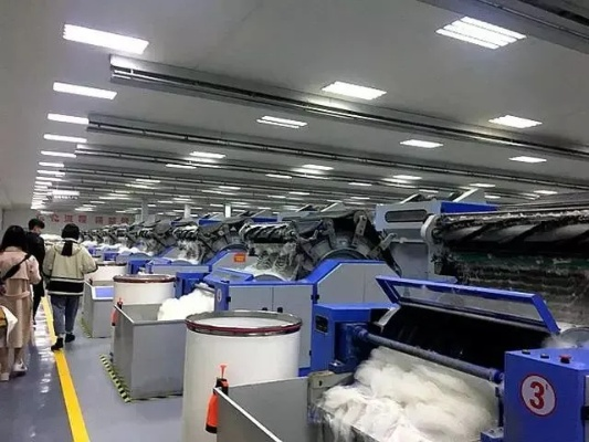 The Story of 亲妮纺织品厂，专业与匠心的纺织品之路