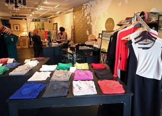 Exploring the Poetic Threads of the Rainy Textile Shop