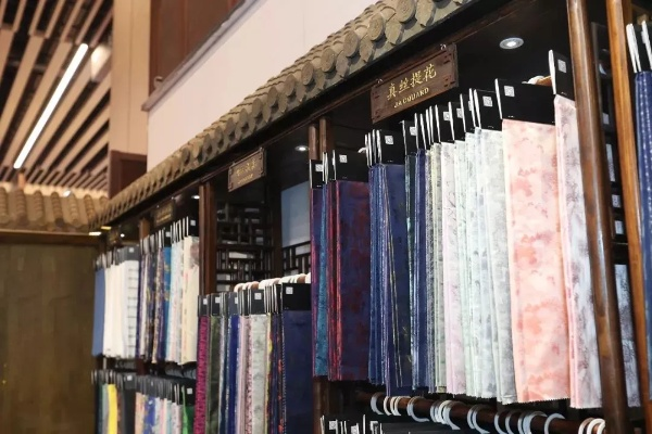 艾依梦纺织品，探索与体验
