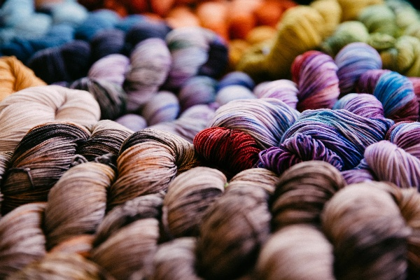 The Joy of Weaving Threads:The Story of 喜福来纺织品