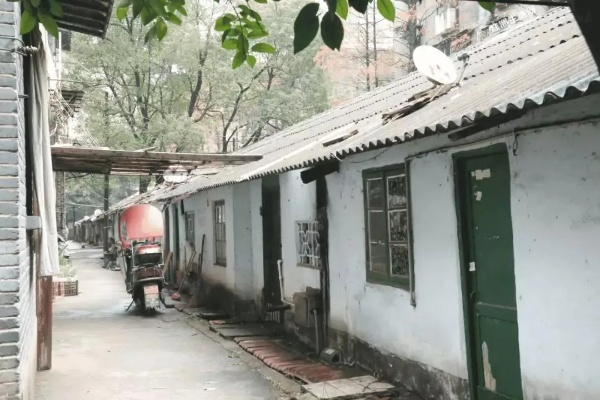纺织厂巷子的魅力与故事