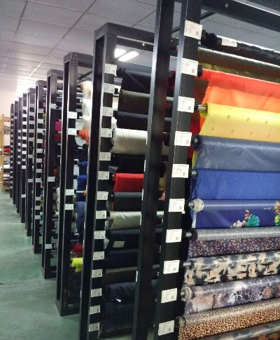 The Dazzling Textile Wholesale Market in鼎盛纺织品批发市场地址