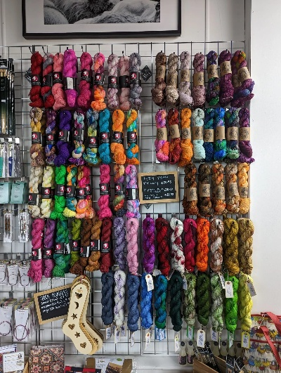 Exploring the World of Luxury Textiles at Gao County Rainbow Yarn Store