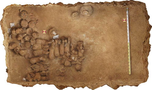 Discovering Ancient Textiles in Guangxi:A Journey Through Time