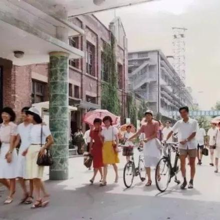 日本机器人纺织品品牌，引领未来纺织新篇章