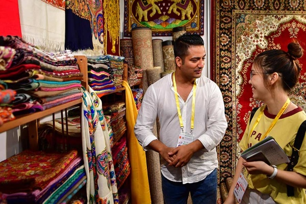 Ethnic Textile Merchandising in Baoshan:A Review of the