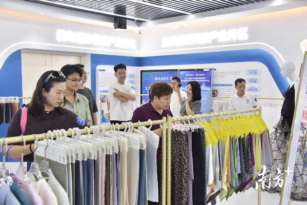 Exploring the宝安国标纺织品批发市场